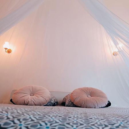 Les Lauriers Roses Apartment Нарбон Екстериор снимка