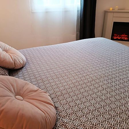 Les Lauriers Roses Apartment Нарбон Екстериор снимка